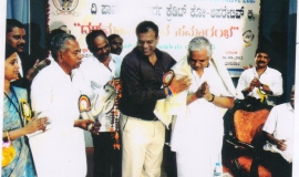 EDDB35F7-A757-44BE-83B2-F6FA06E4A7E9